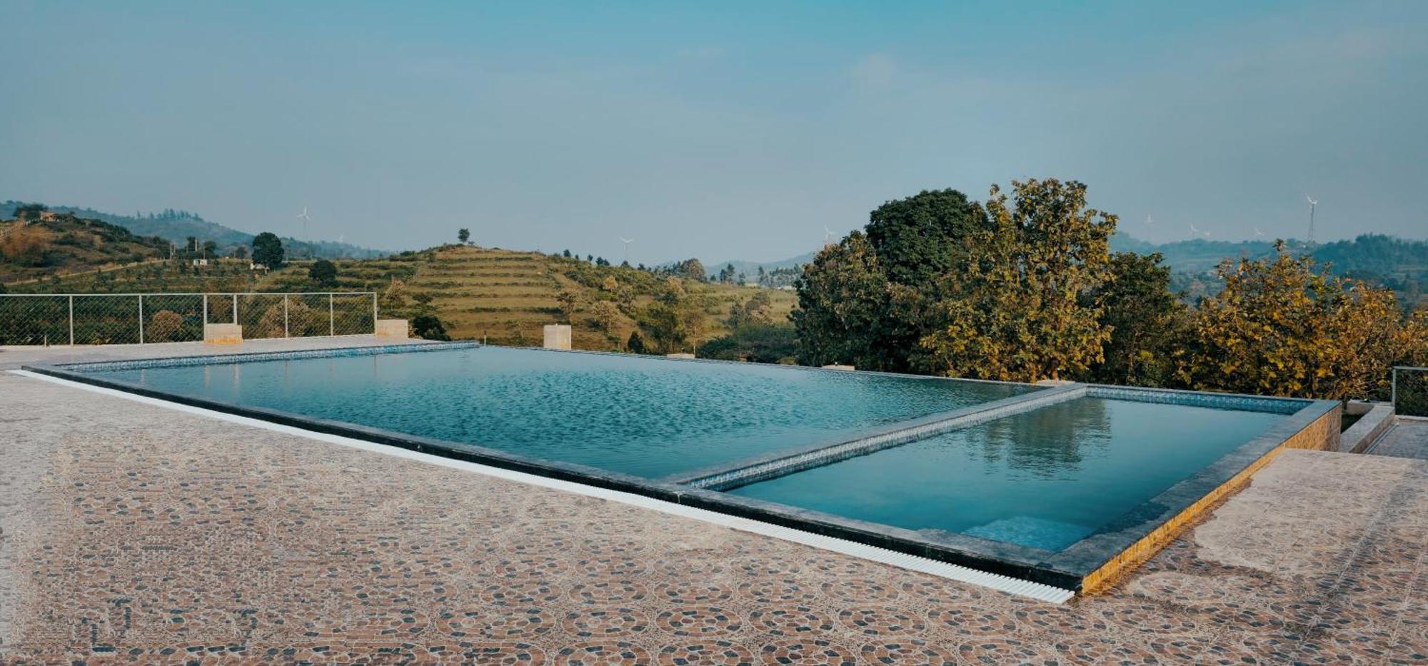 Misty Valley Resort Varagampadi 外观 照片